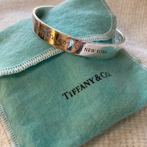 Tiffany & Co Sterling Keyhole Bangle Bracelet